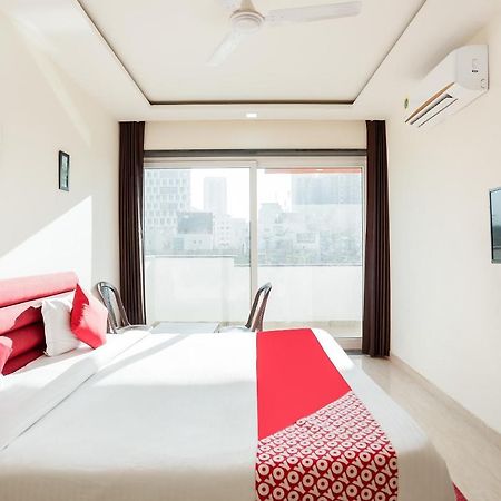 Oyo 65118 Hotel Vatika Gurgaon Exterior foto