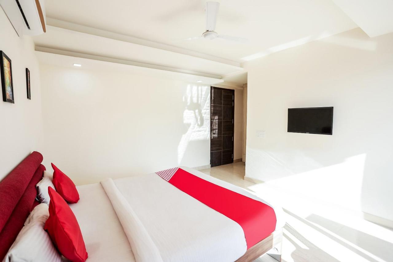 Oyo 65118 Hotel Vatika Gurgaon Exterior foto