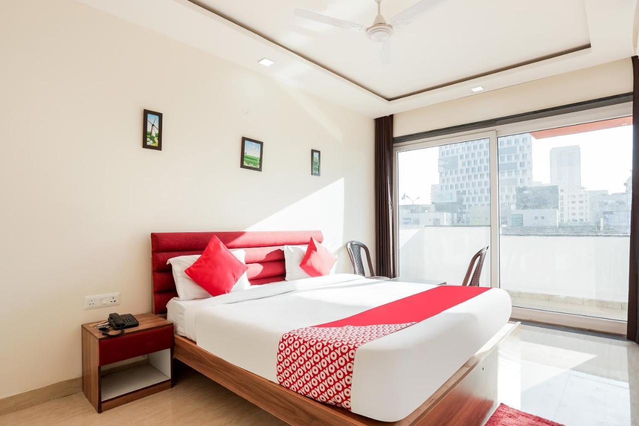 Oyo 65118 Hotel Vatika Gurgaon Exterior foto